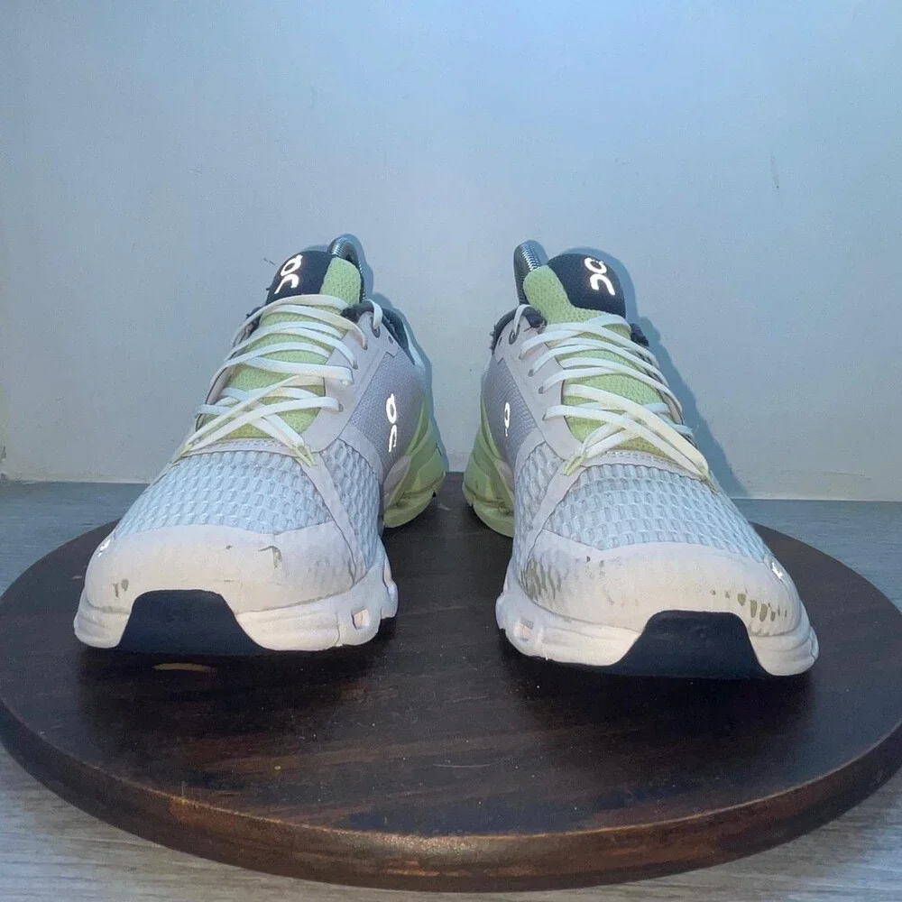 On Cloudflyer Lavender Meadow Women’s Size 7.5 Running Shoes Sneakers 21.99031